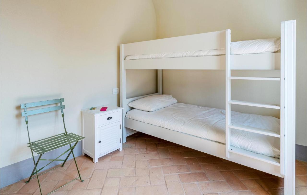 2 Bedroom Gorgeous Apartment In Bastia Di อัลเบงกา ภายนอก รูปภาพ